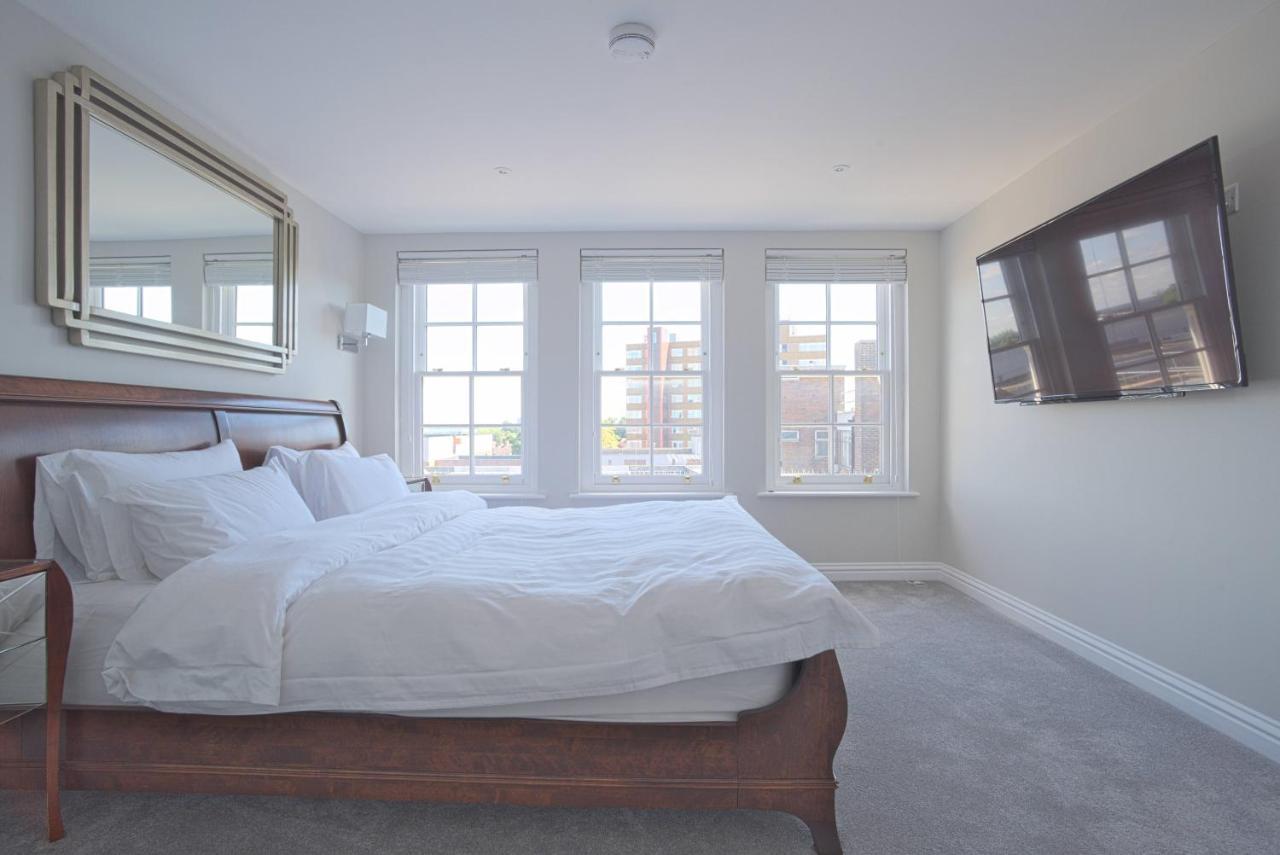 Harper Luxe Serviced Apartments דנסטייבל מראה חיצוני תמונה