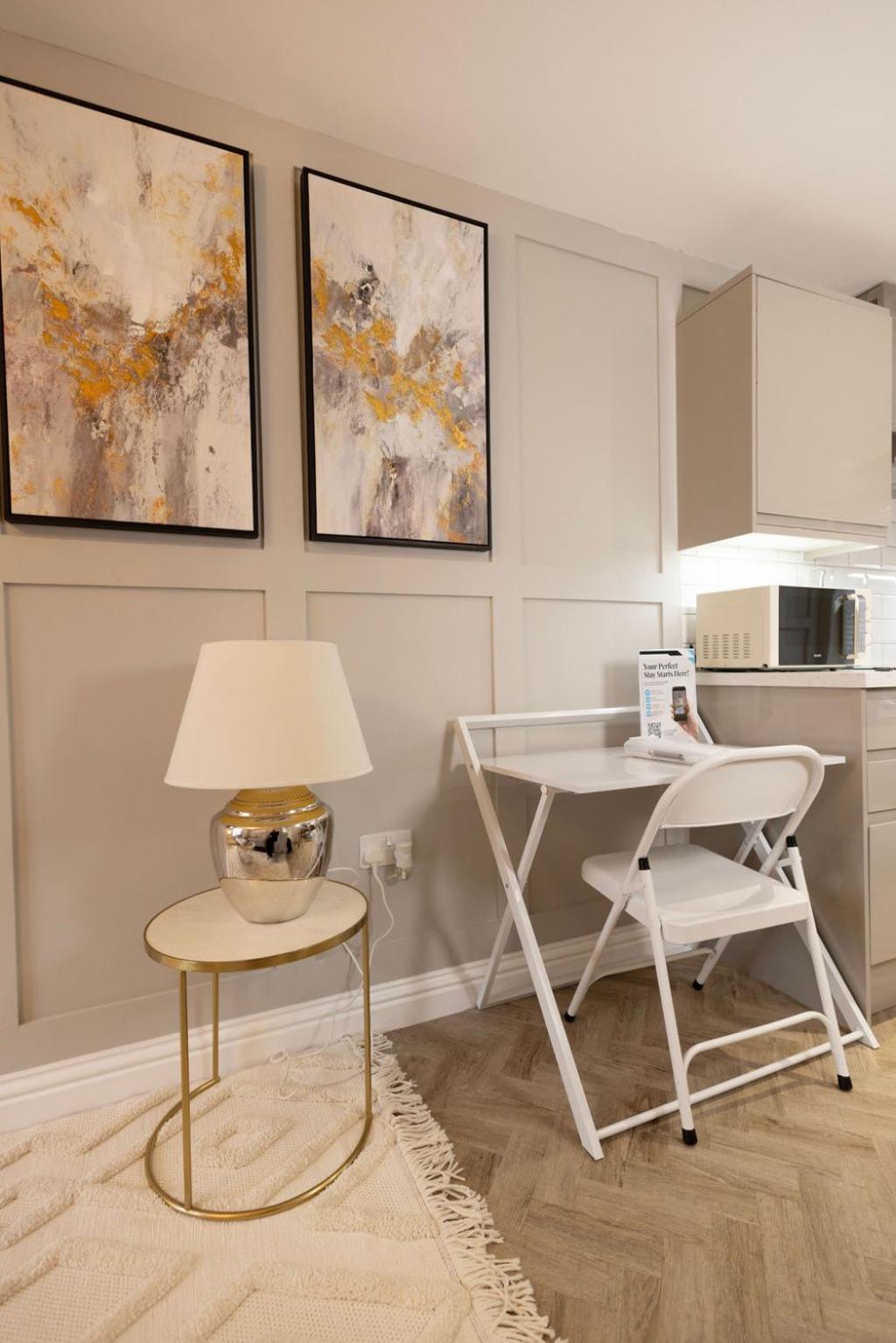 Harper Luxe Serviced Apartments דנסטייבל מראה חיצוני תמונה