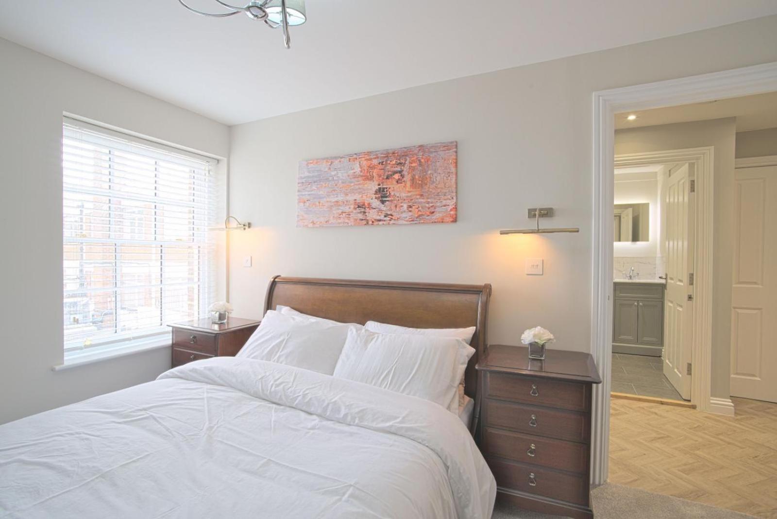 Harper Luxe Serviced Apartments דנסטייבל מראה חיצוני תמונה